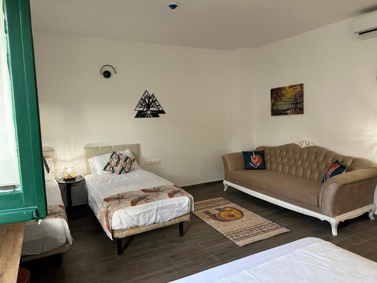 Vilador Beach Hotel Masnou Bagian luar foto